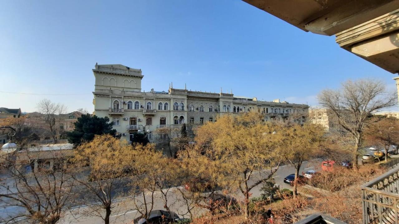 Elmler Luxs Apartments Baku Bagian luar foto