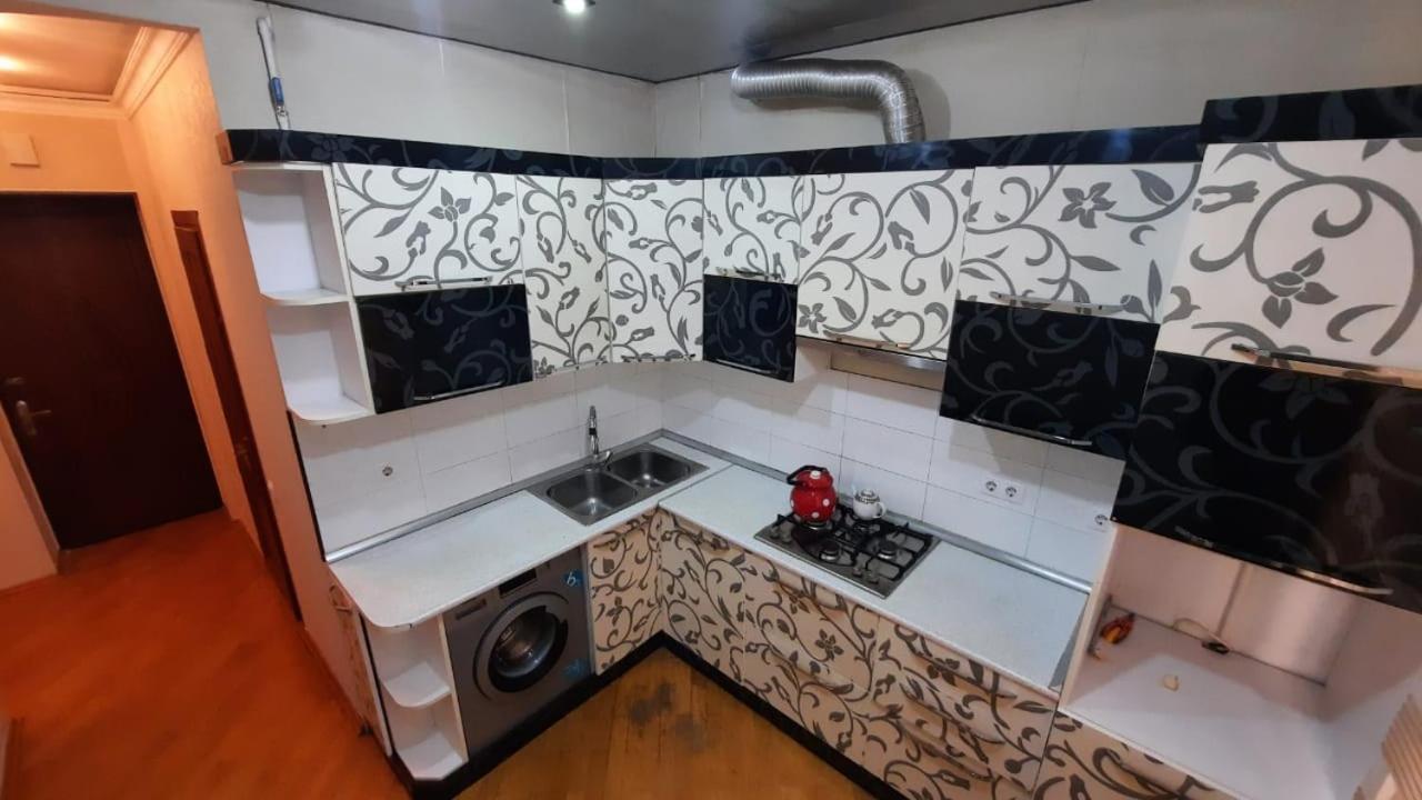 Elmler Luxs Apartments Baku Bagian luar foto